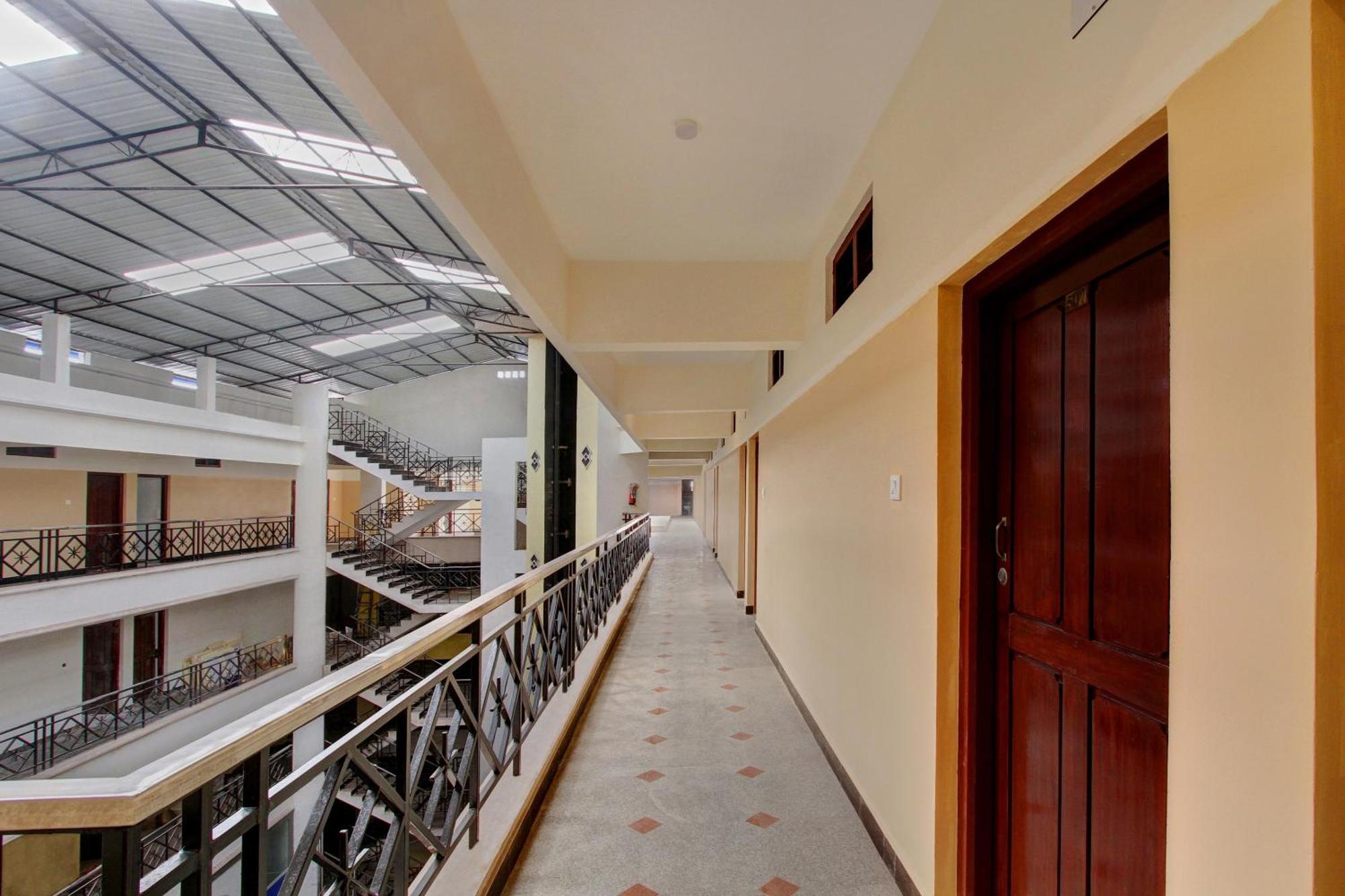 Hotel O Century Park Kāsaragod Zewnętrze zdjęcie