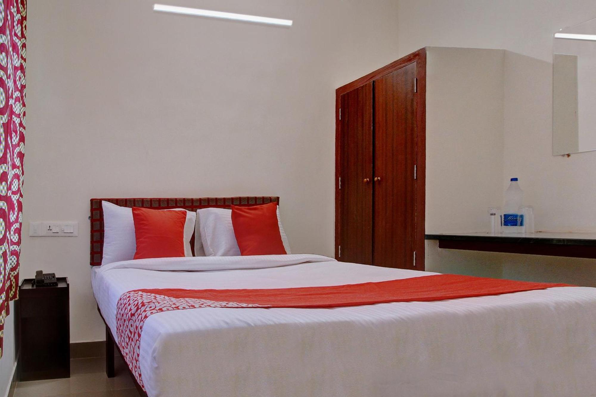 Hotel O Century Park Kāsaragod Zewnętrze zdjęcie